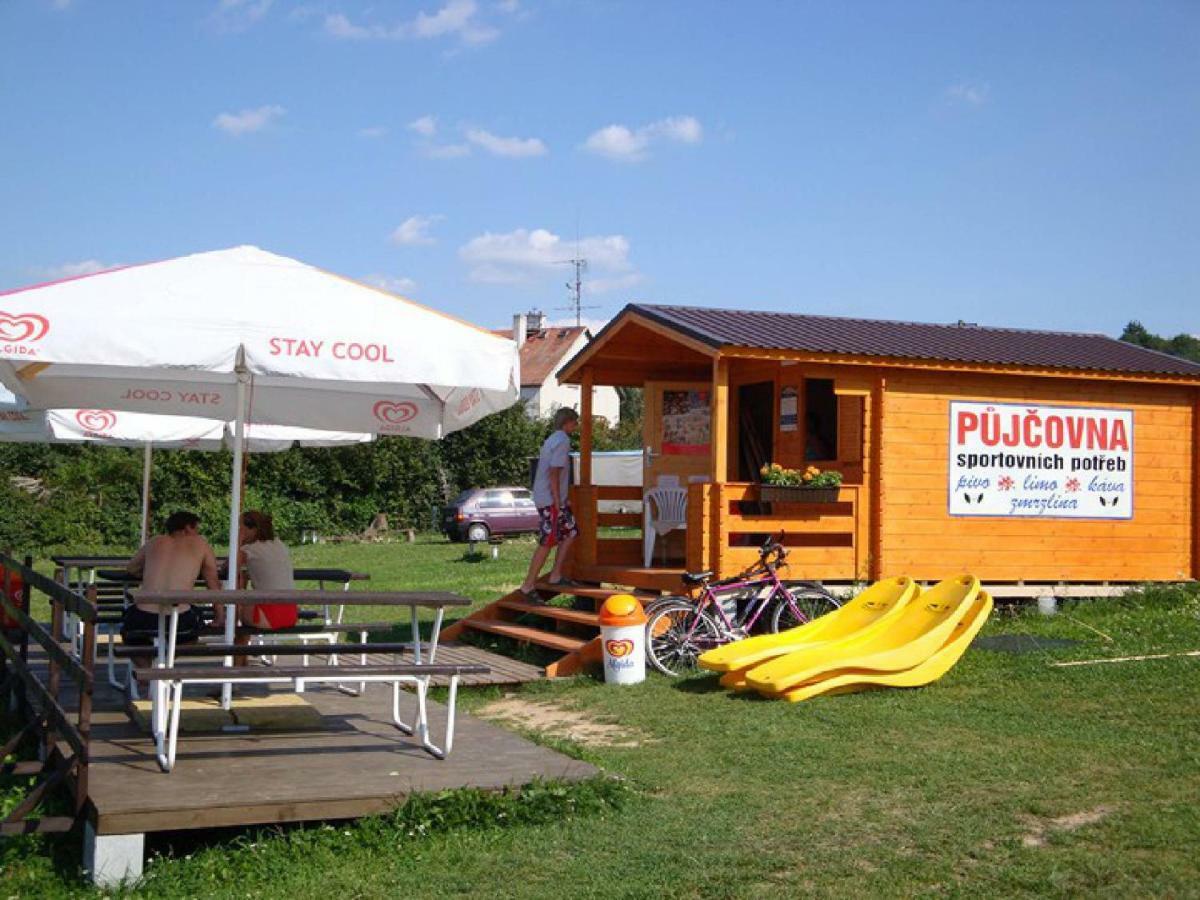 Mobilheim Chalet - Vyrovicka Prehrada Vyrovice Bagian luar foto