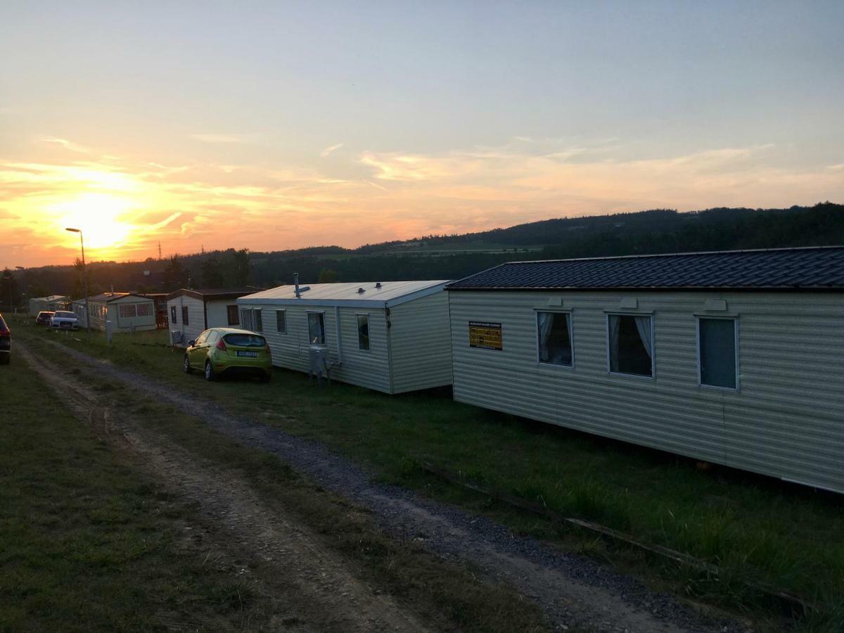 Mobilheim Chalet - Vyrovicka Prehrada Vyrovice Bagian luar foto